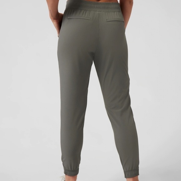 Athleta Olive Green Textured Brooklyn Joggers Size 2 - Picture 2 of 12